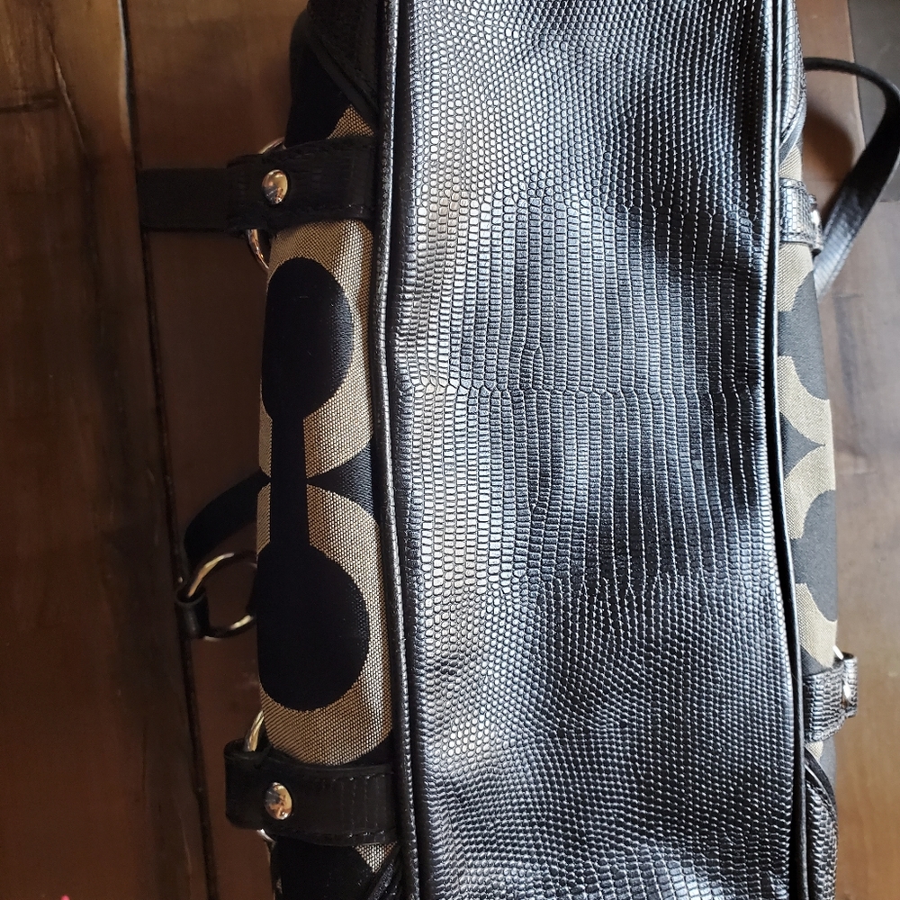 Authentic Coach Satchel - Picture 7 of 7